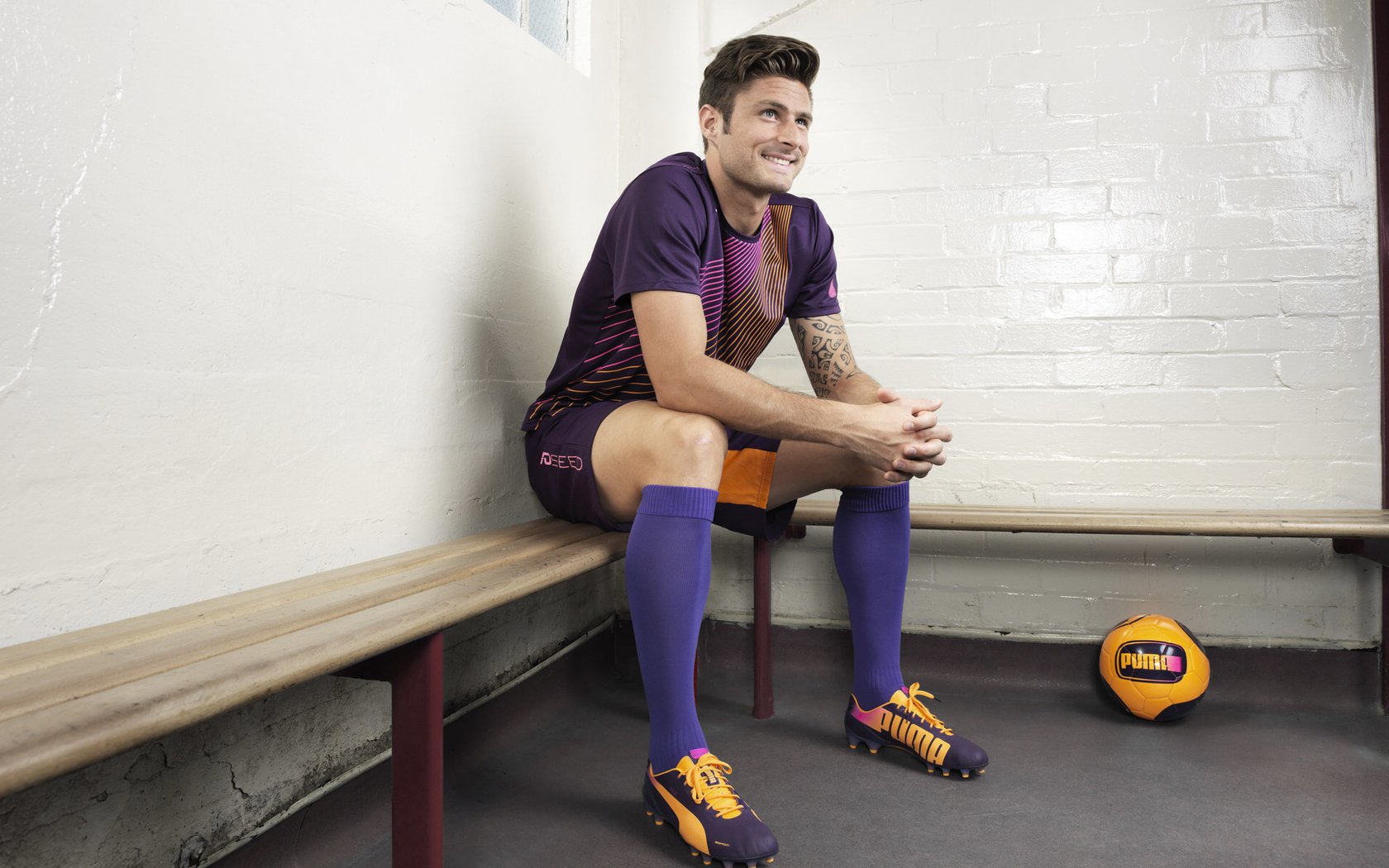 “2025世界游泳锦标赛：泳池上的速度大战与优雅演绎”